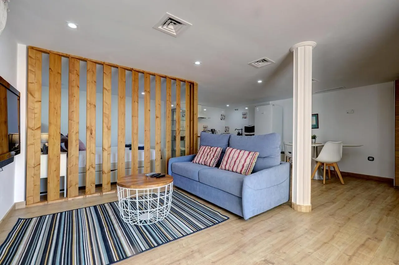 Modern Independent Studio Apt In Luxury Villa Benalmadena